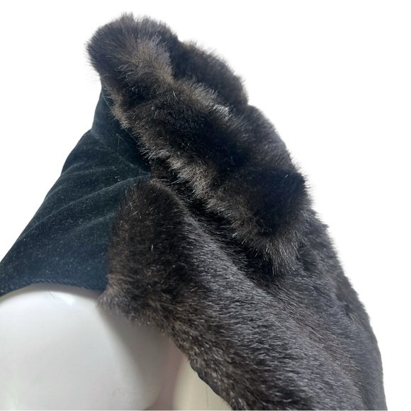 VTG 80's/90's Kathleen for Sweet Herb Dark brown Faux Fur/Velvet Vest Sz M/L - Picture 4 of 13